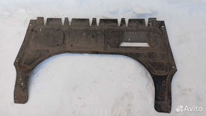 Защита двигателя (пыльник) на Volkswagen polo