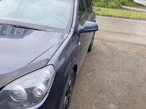 Opel Astra 1.6 AMT, 2010, 308 000 км, с пробегом, цена 650 000 руб.