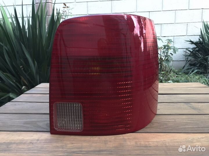 Фонарь задний правый Volkswagen Passat B5 (97-00г)