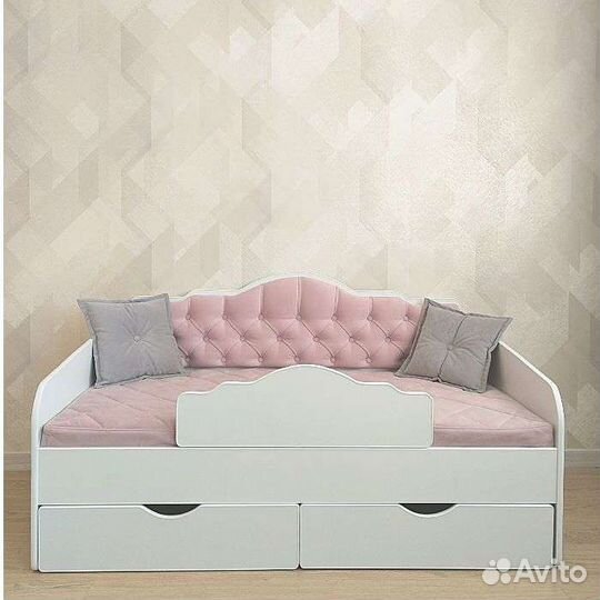 Детская кроватка для девочки в наличии