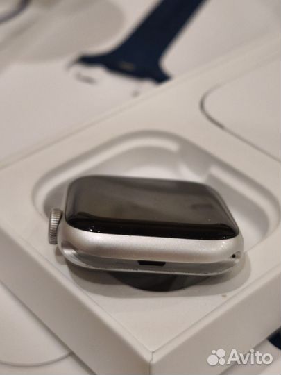 Apple watch se 44mm silver