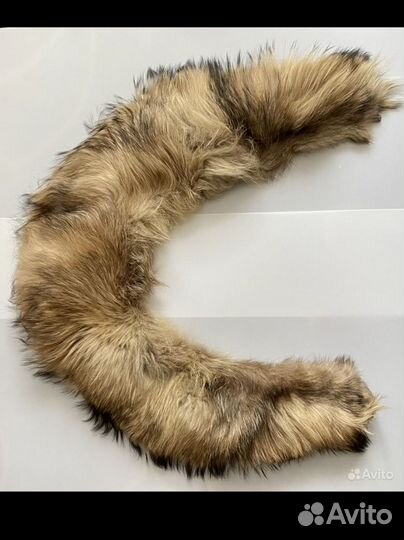 Воротник из енота Шкурки чулком выделанные