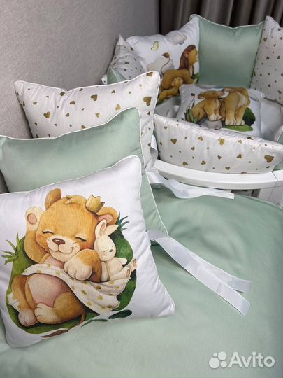 Комплект постельного в кроватку с бортиками