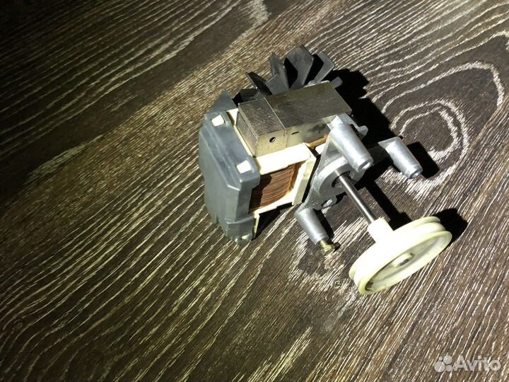 Двигатель сушки Zanussi 124825300