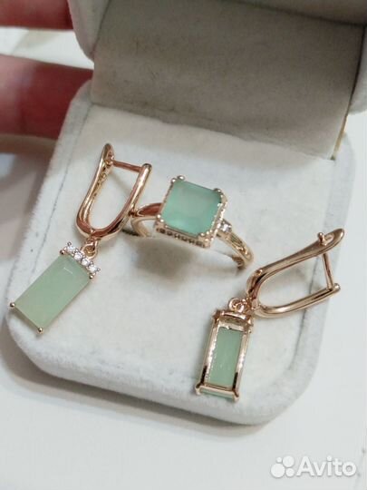 Серьги и кольцо с хризопразом покрытие золото