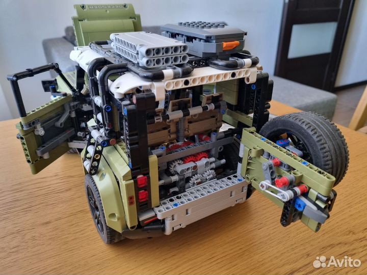 Lego Technic 42110 land rover defender