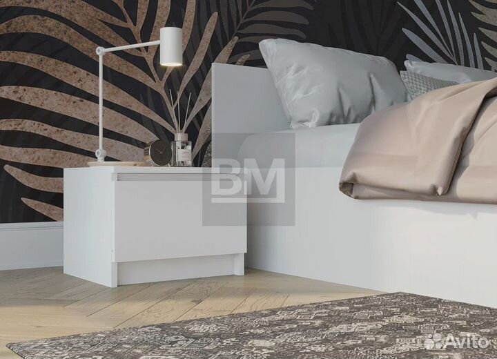 Тумба прикроватная, в наличии