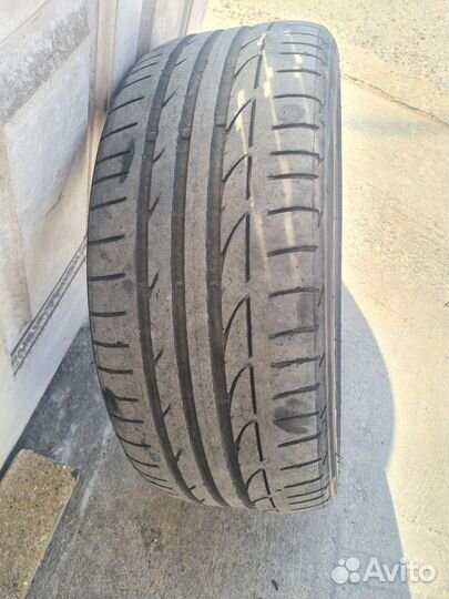 Bridgestone Potenza S001 225/40 R19