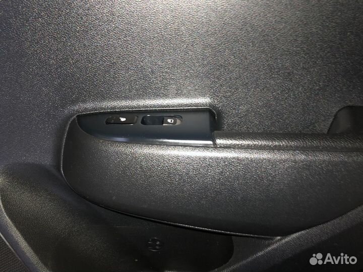 Общивка двери киа рио икс лайн максимальная