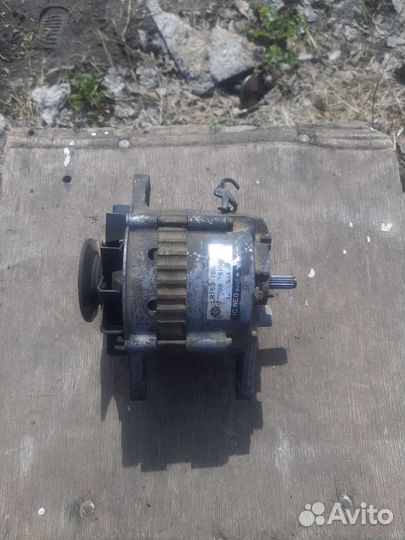 Генератор nissan урван