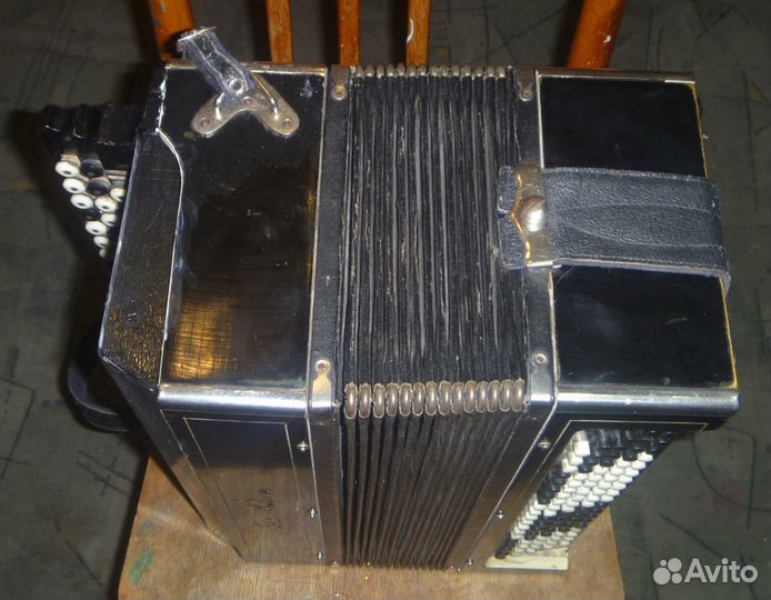 Баян старинный Ростов-Дон