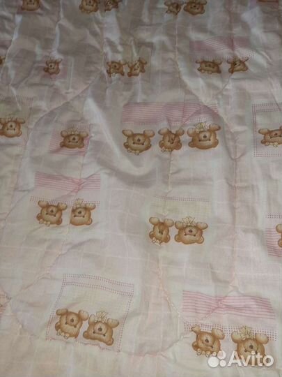 Детское одеяло в кроватку