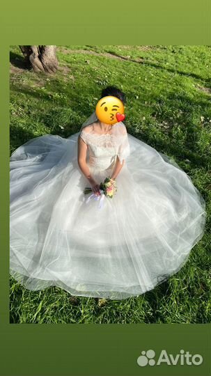 Свадебное платье