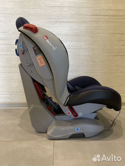 Детское автокресло от 0 до 25 кг