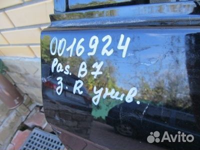 Дверь задняя правая Volkswagen Passat B7 2011
