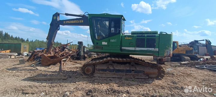 Харвестер John Deere 2154D