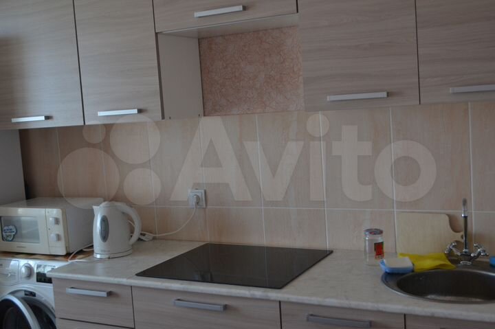 1-к. квартира, 37 м², 10/10 эт.