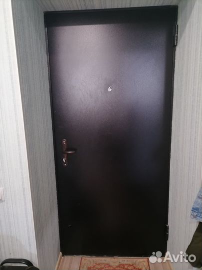 Дверь входная металлическая новая
