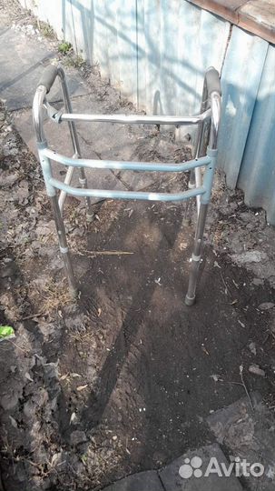 Ходунки для взрослых