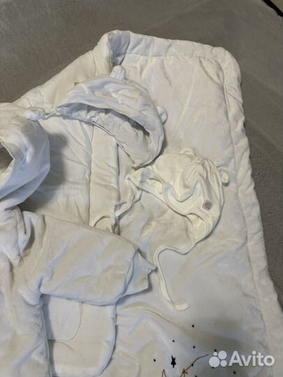 Комплект на выписку. Одеяло+комбинезон