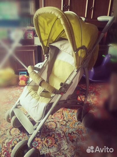 Прогулочная коляска