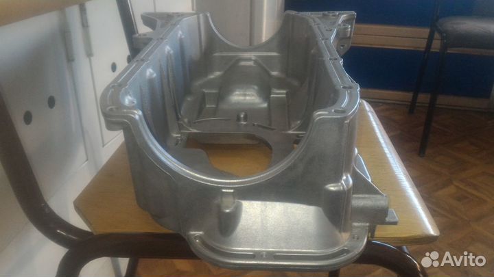 Корпус поддона на Ниссан Микра, Ноут