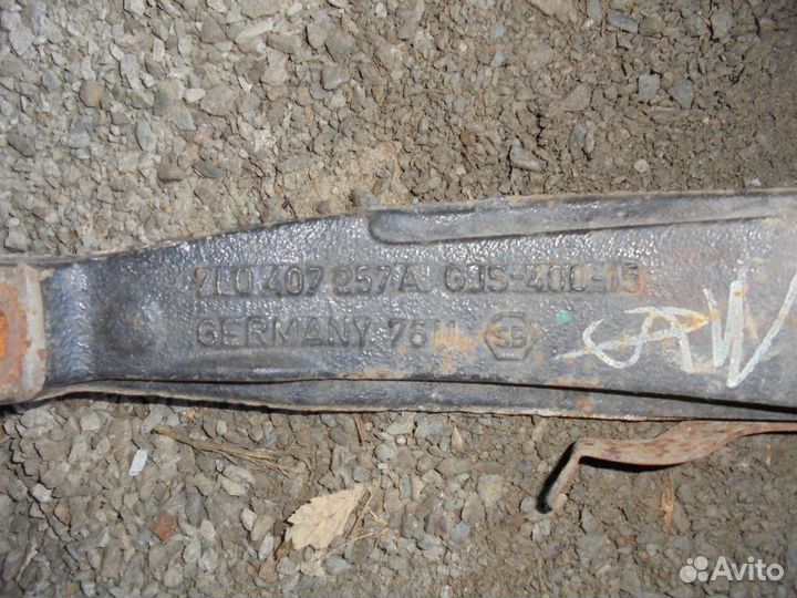 Поворотный кулак левый volkswagen touareg