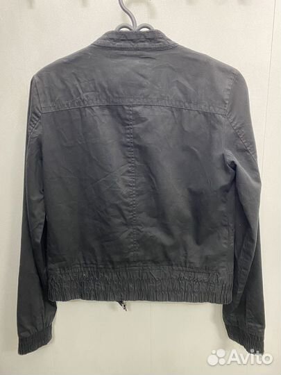 Куртка женская Pull & Bear 42-44