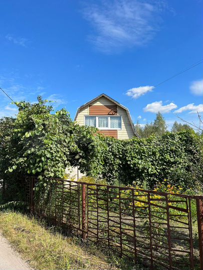 Дача 24 м² на участке 10 сот.