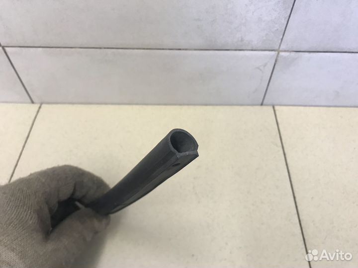 Уплотнитель (внутри) S40 2004-2012