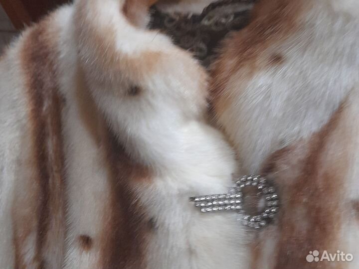 Шуба из кролика 46 размер а отличном состоянии