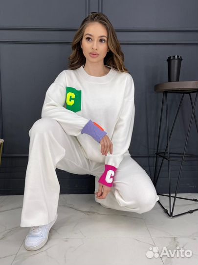 Спортивный костюм женский новый