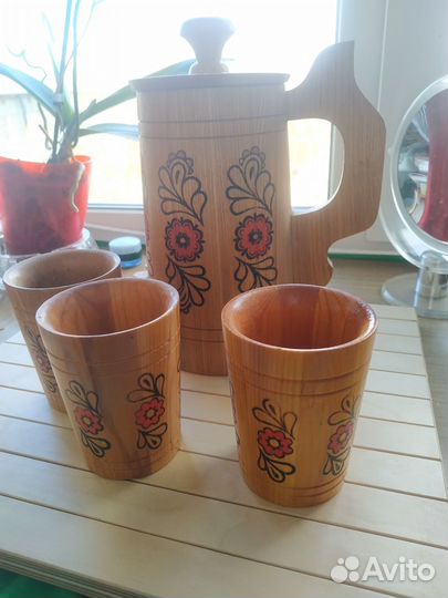 Кружка пивная со стаканами