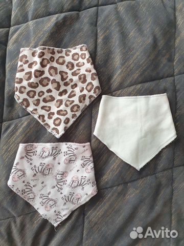 Нагрудники на кнопках