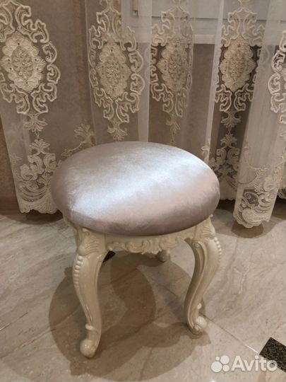 Банкетки (пуфы)