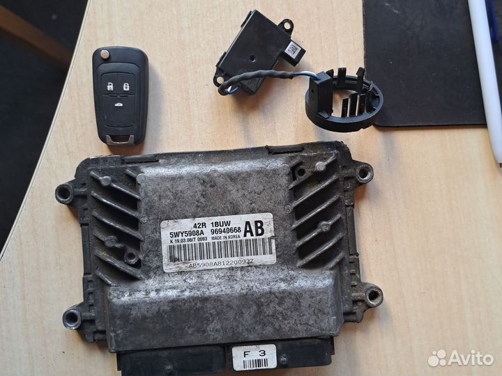 Эбу мозги двигателем Chevrolet Cruze 1.6 мкп