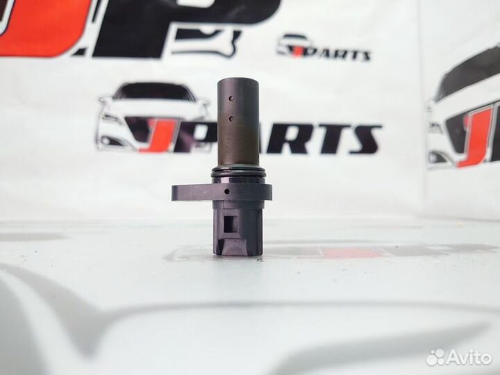 Датчик положения коленвала двс 4B10, 4B11, 4B12
