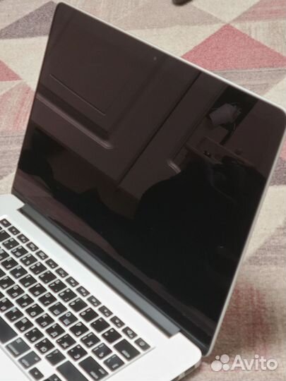 Apple macbook pro 15 2015\R9 mx370x \16gb\1 tb ssd