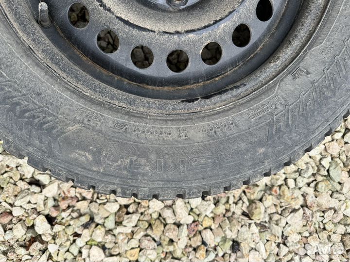 Nokian Tyres Hakkapeliitta 8 SUV 215/65 R16 82C