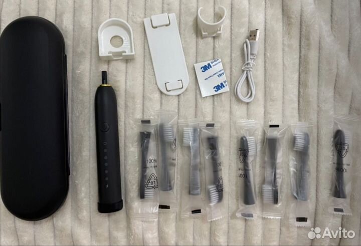 Электрическая зубная щетка новая