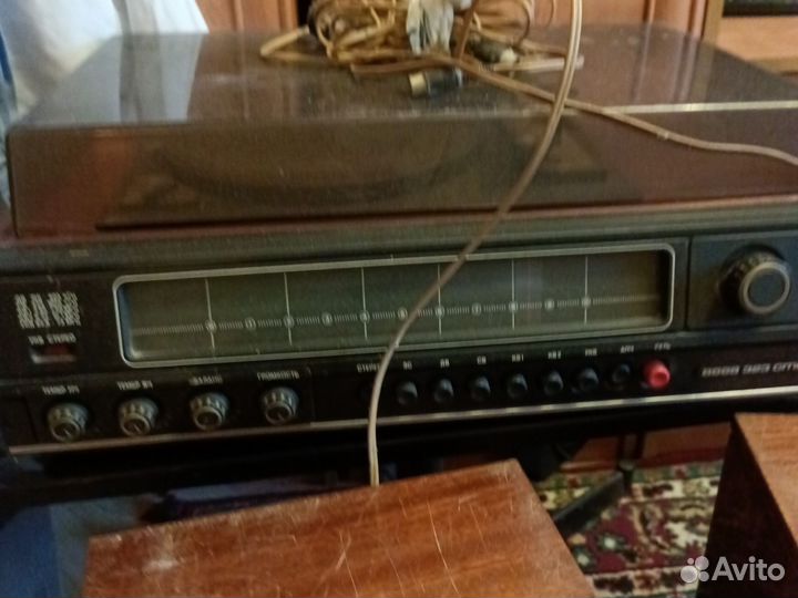 Проигрыватель винила СССР Вега 323