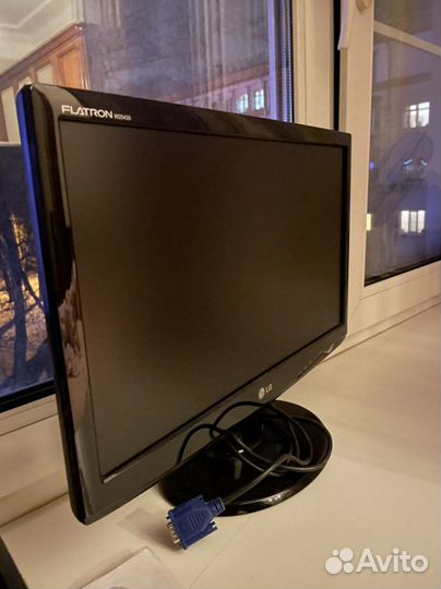 Монитор LG flatron
