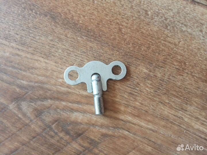 Ключ для завода часов