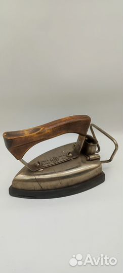 Утюг высота 13 см, ручка дерево, металл размер ни