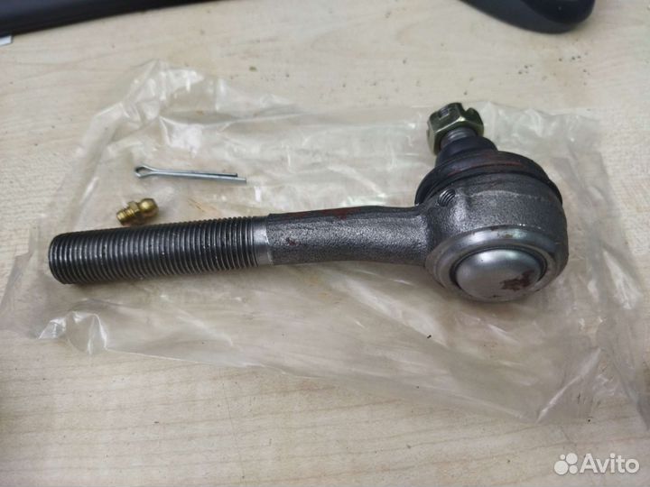 Наконечник рулевой тяги Nissan Terrano M16x1.5