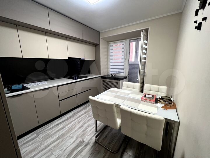 Комната 16 м² в 3-к., 10/15 эт.