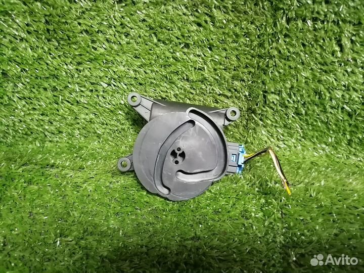 Сервопривод печки 8E2820511C Audi A4 B7 8ED