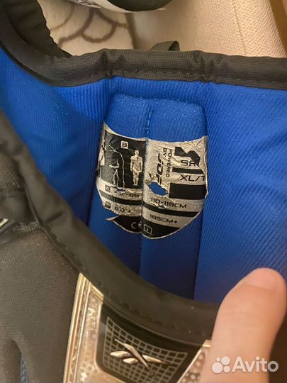 Нагрудник хоккейный sr xl reebok kfs 7k