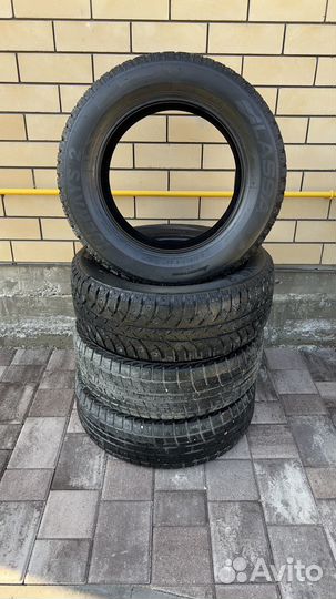 Yokohama Ice Guard 5 IG50 A 215/60 R16 19C