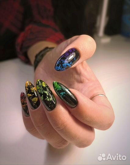 Мастер маникюра и педикюра